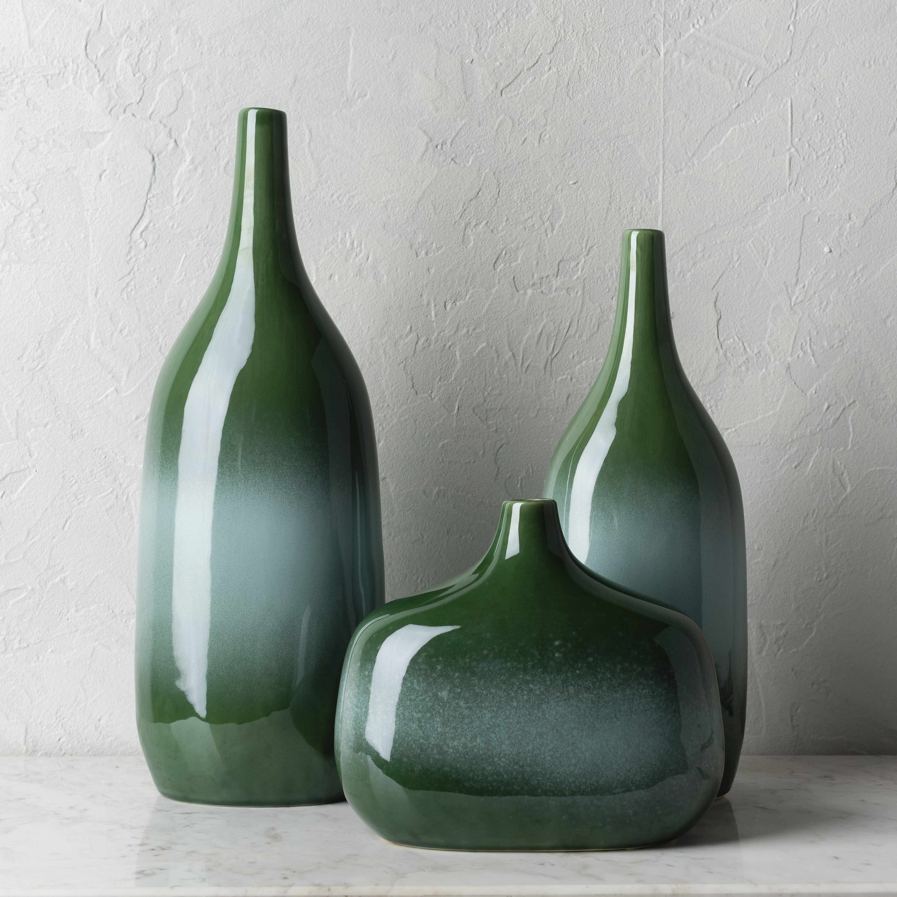 Modern Green Ceramic Decorative Accent Set Scandinavian Minimalist Style Contemporary
