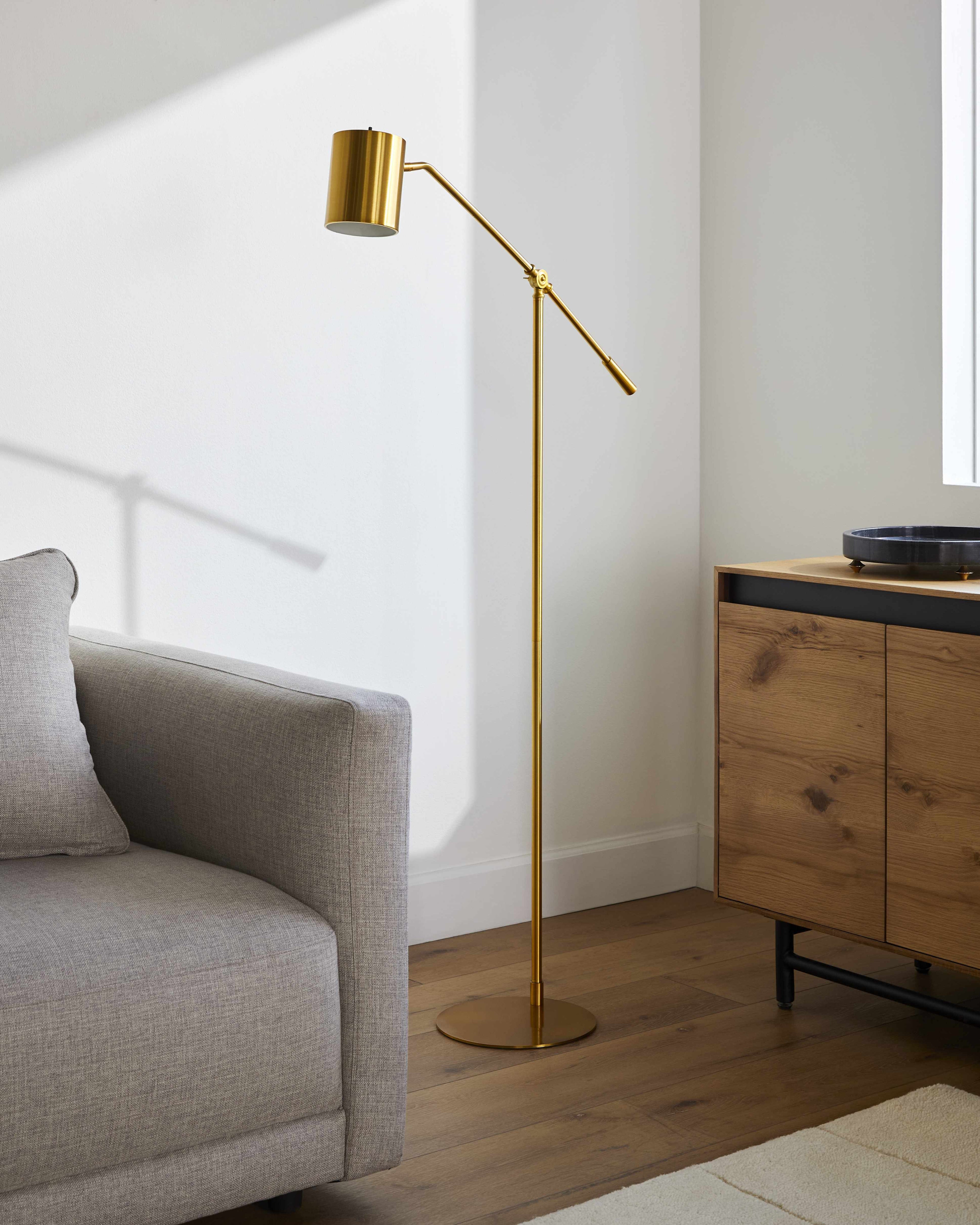 Vyazovaya Gold Metal Floor Lamp-3